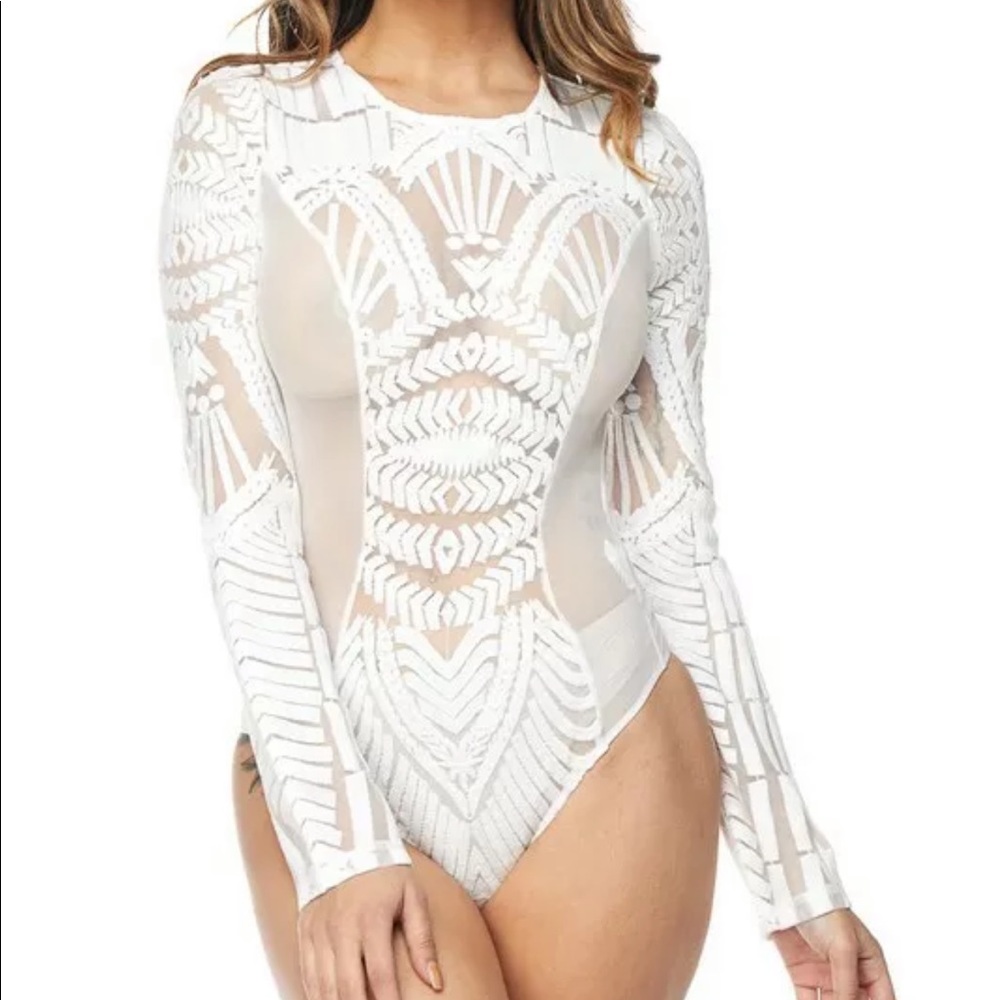 Open Back, Mesh inlay, snap closure LS White Bodysuit